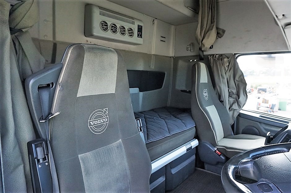 BenQ MP730&TH685 Digital Projector (Lot of 2)