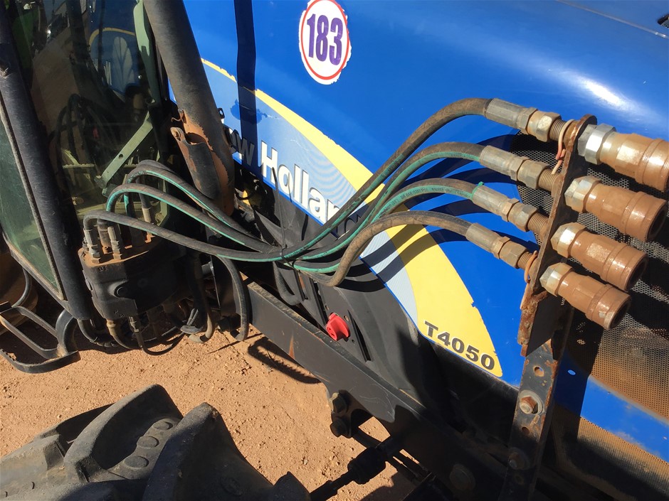 <p>2024 Trencher Attachment for Skid Steer Loader (Unused)</p>