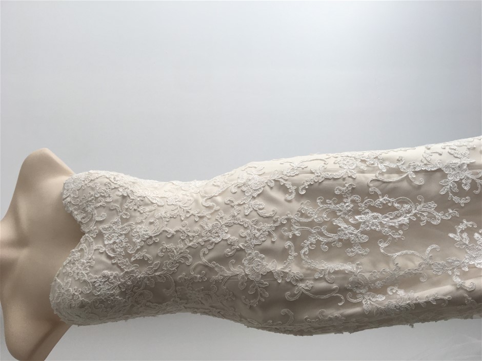 <p>Tennant 5700 XP Scrubber</p>