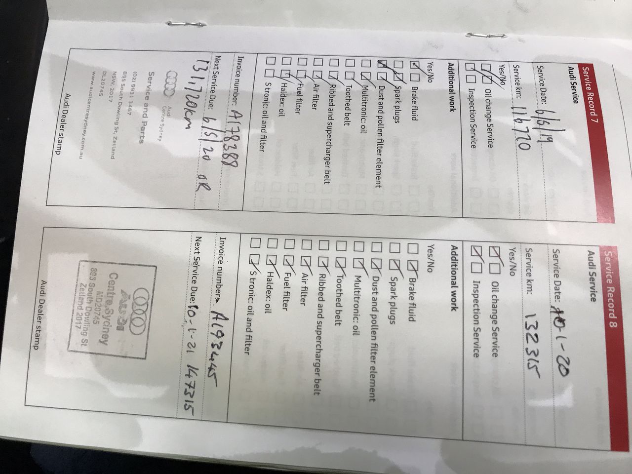 SPEAR & JACKSON 2 Kg Timber Handle Axe with Carbon Steel Head.