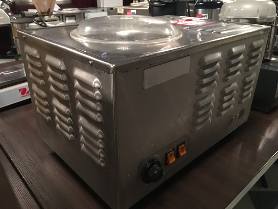Musso L2 Stella Ice Cream Machine Make Musso Model Auction (0025