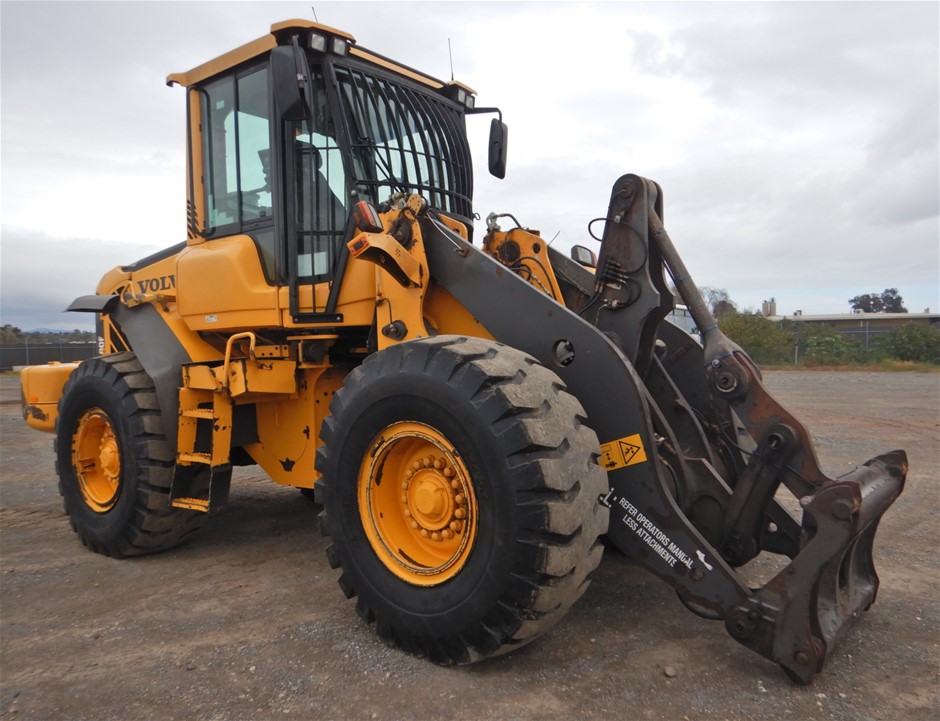 2015 Volvo L90F Articulated Wheel Loader Auction (0001-8012923) | Grays ...