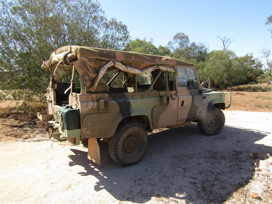 Land Rover 110 Perentie 4X4 FFR Auction (00097027722) Grays Australia