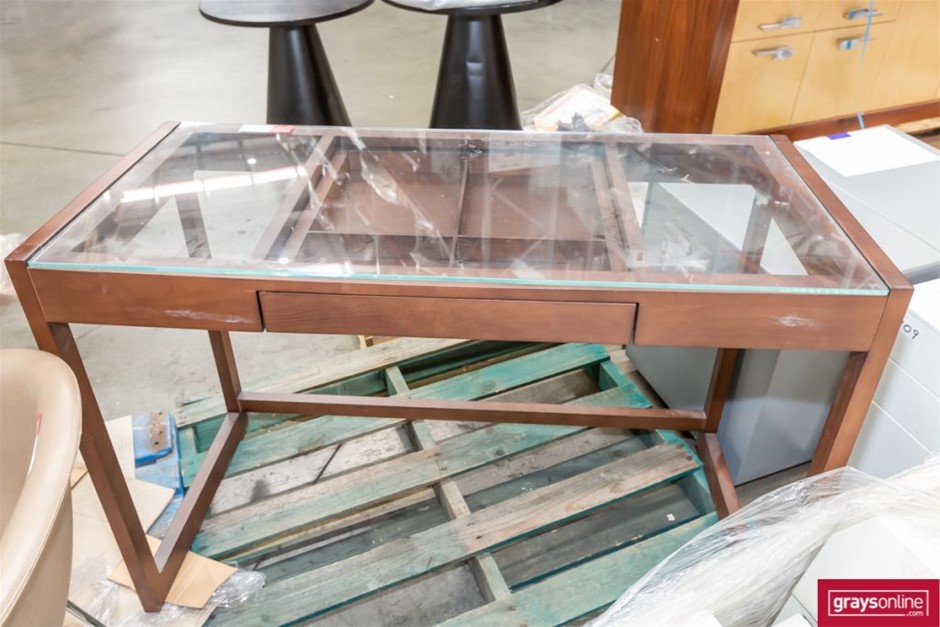 Small Bedroom Table with Glass Top and Drawer Auction (01075043818
