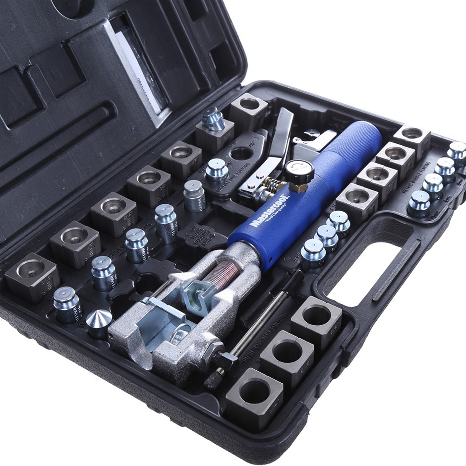 MASTERCOOL Universal Hydraulic Tool Set, Contents Hydra flare Yoke