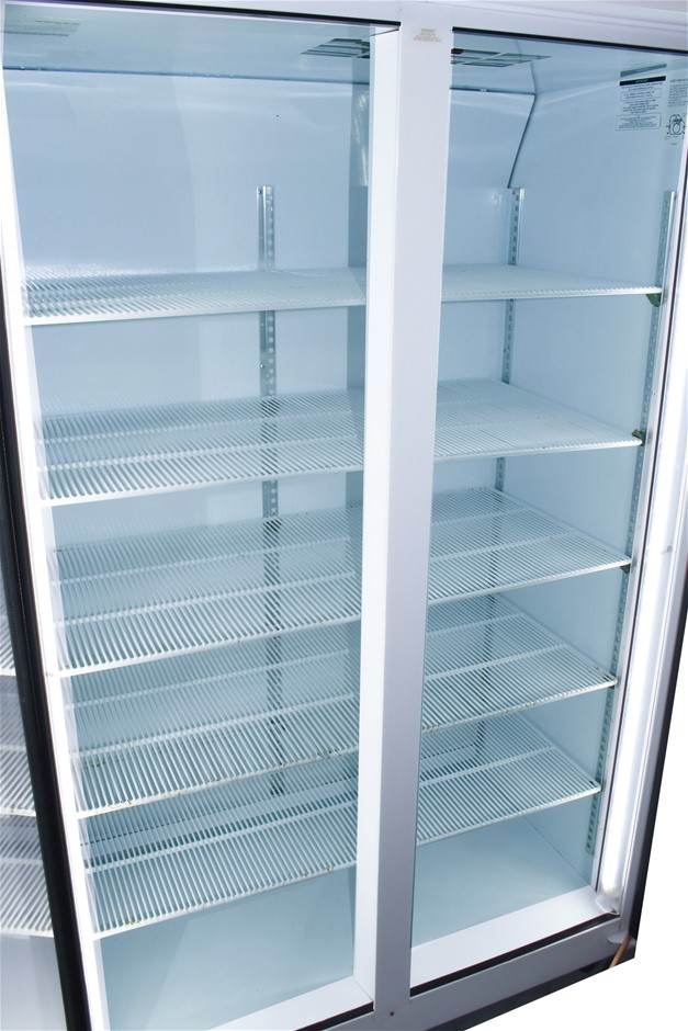 SKOPE GEN UPRIGHT 2 DOOR GLASS FRIDGE Auction (0054-5042400) | Grays ...