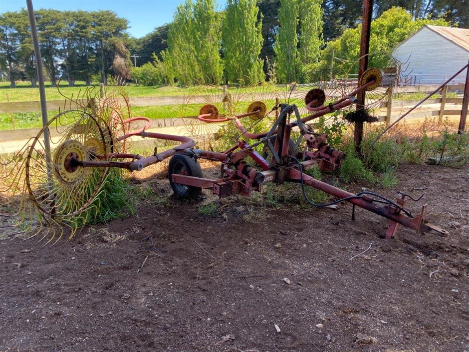 Tonutti Hay Rake Manual