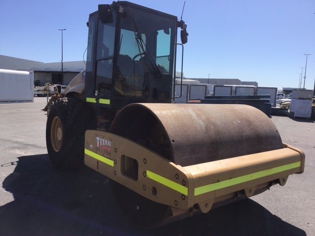 2008 Caterpillar CS563E Smooth Drum Roller