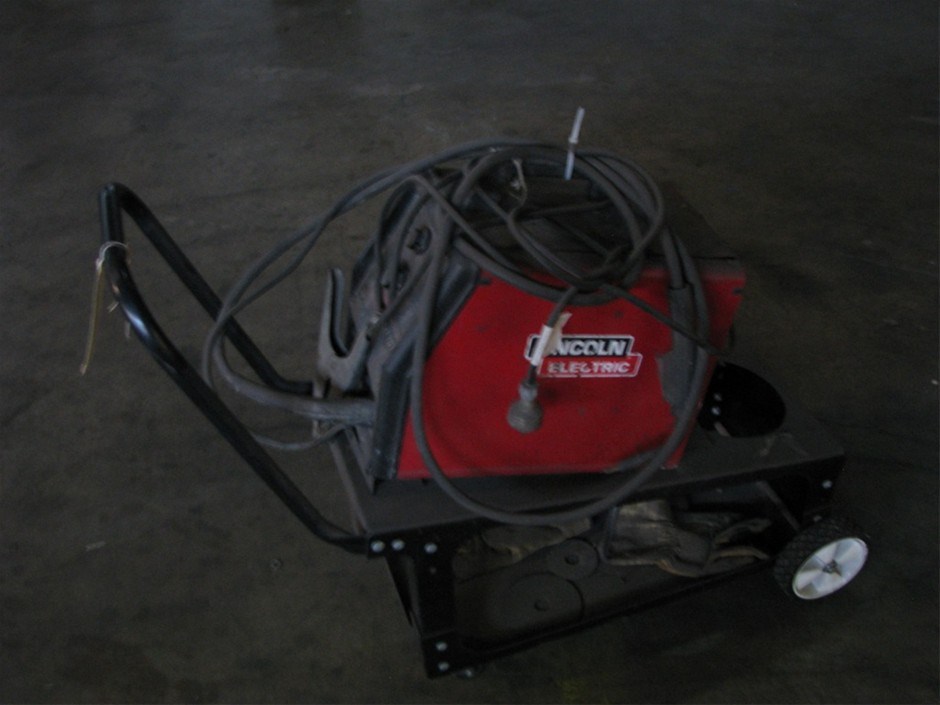 Mig Welder Lincoln Model Sp 170t 130 Amps At Duty Cycle Inbuilt Wir Auction 0056 Grays Australia