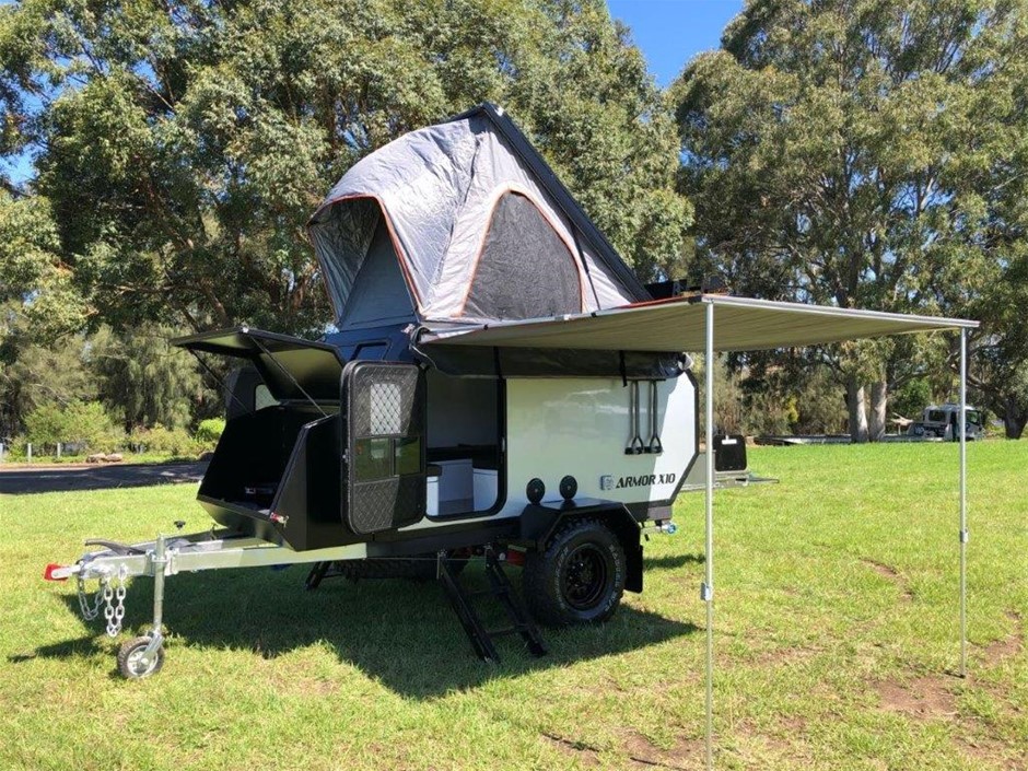 2022 ARMOR X10 HYBRID OFF ROAD CARAVAN