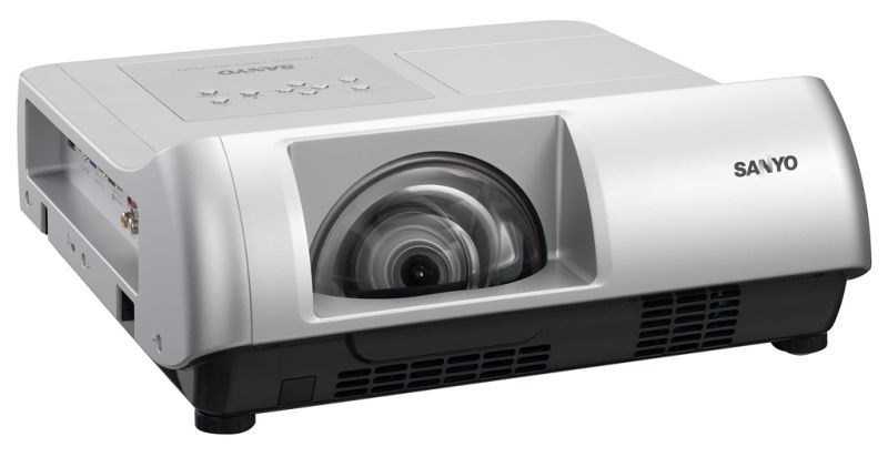 Sanyo PLC-WL2500 Short-Throw Multimedia 