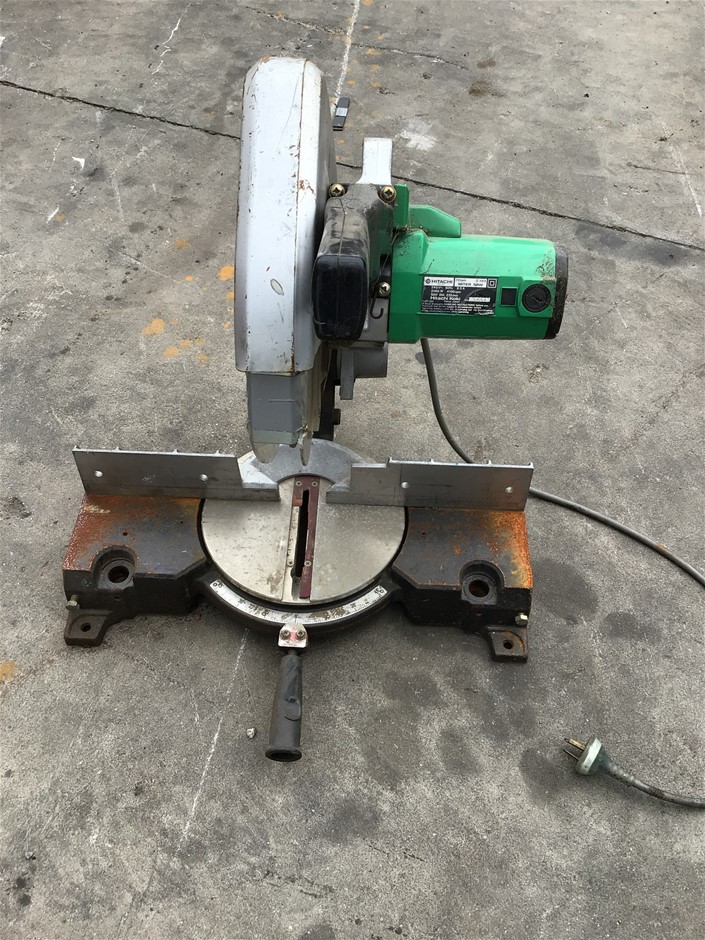 Hitachi Mitre Saw with Guard Auction (00273018576) Grays Australia