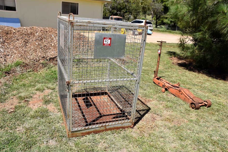 Self bunded lockable chemical Steel Mesh Cage Auction (00405043711