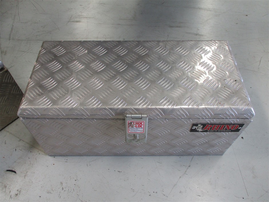 2x Aluminium Checker Plate Tool Boxes Auction (00033018908) Grays