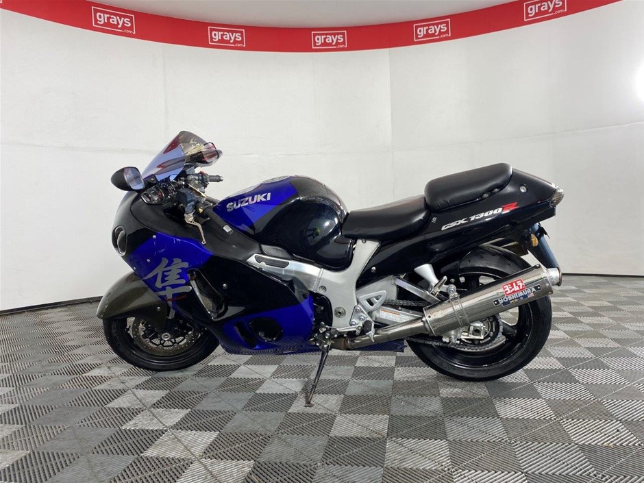 Suzuki hayabusa deals 2 seater