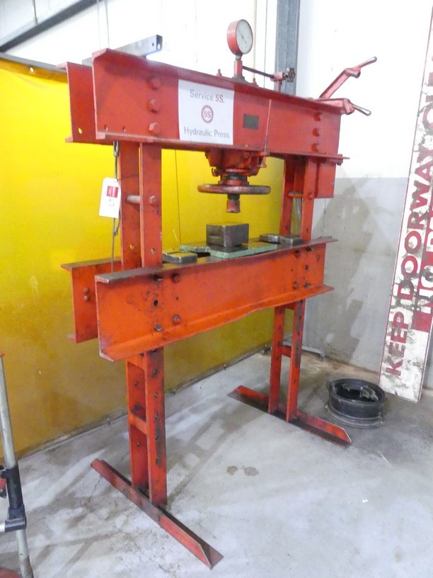 Industrial Service Engineers Geelong Hydraulic Press Auction (0047