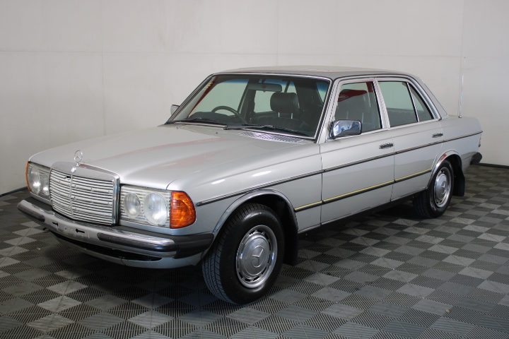 1980 Mercedes 300d Automatic Sedan Auction (0001-10050863) | Grays ...