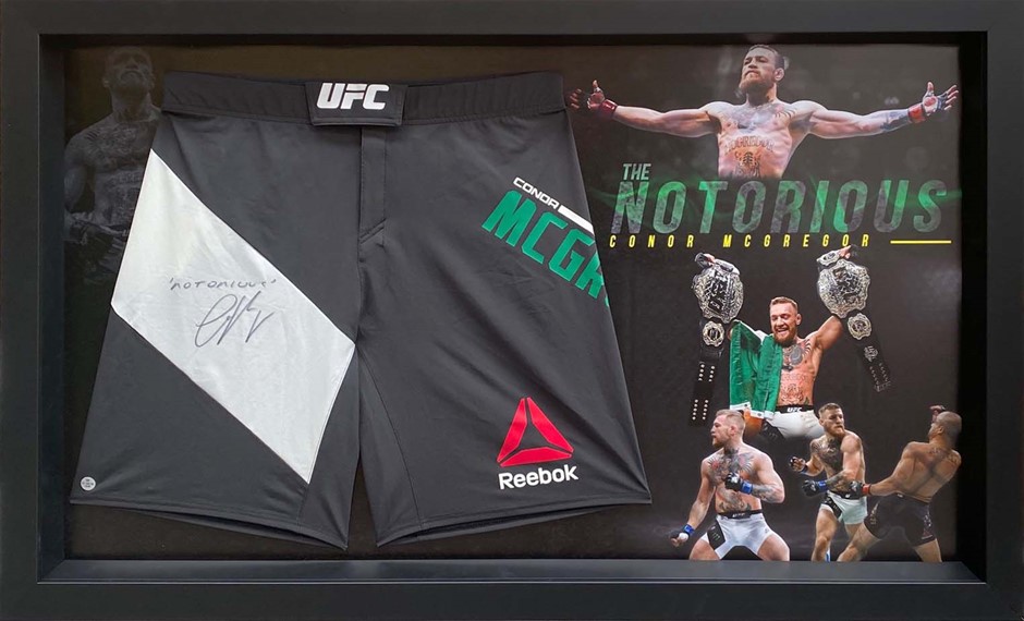 Conor mcgregor outlet reebok shorts