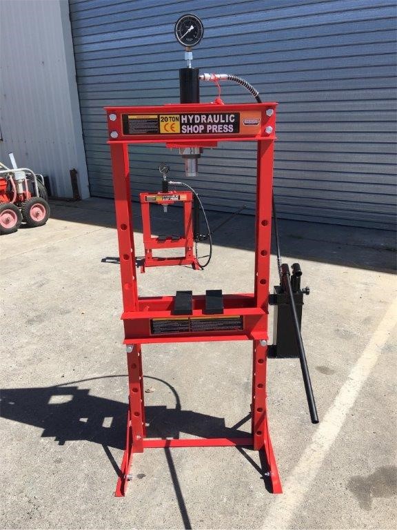 DIY 20 Ton Hydraulic Shop Press  Made with Scrap Metal And Basic