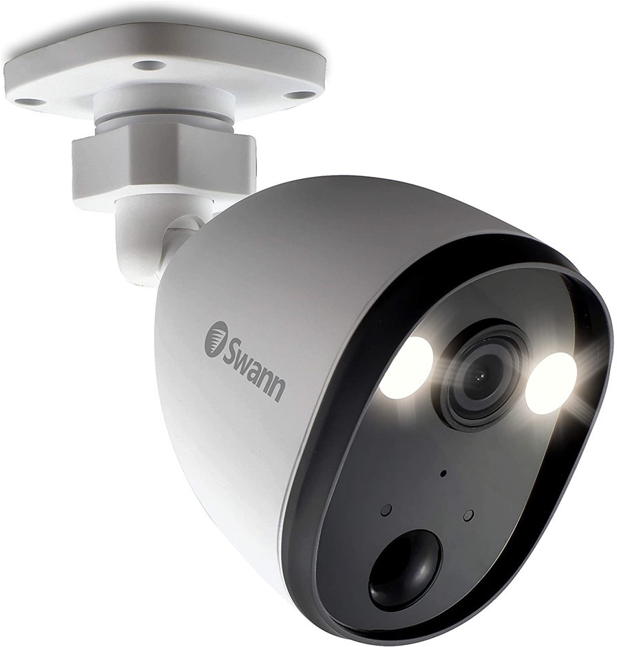 SWANN Wi-Fi Spotlight Security Camera with Sensor Lighting, Full HD 1080p V