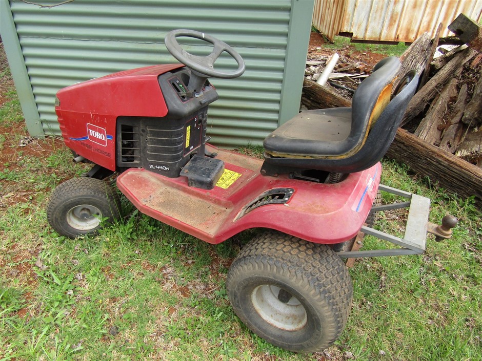 Toro Xl440H Mower Auction 0040 5046613 Grays Australia