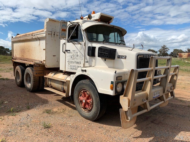 1985 Volvo N12 Tipper Truck Auction (0009-5046686) | Grays Australia