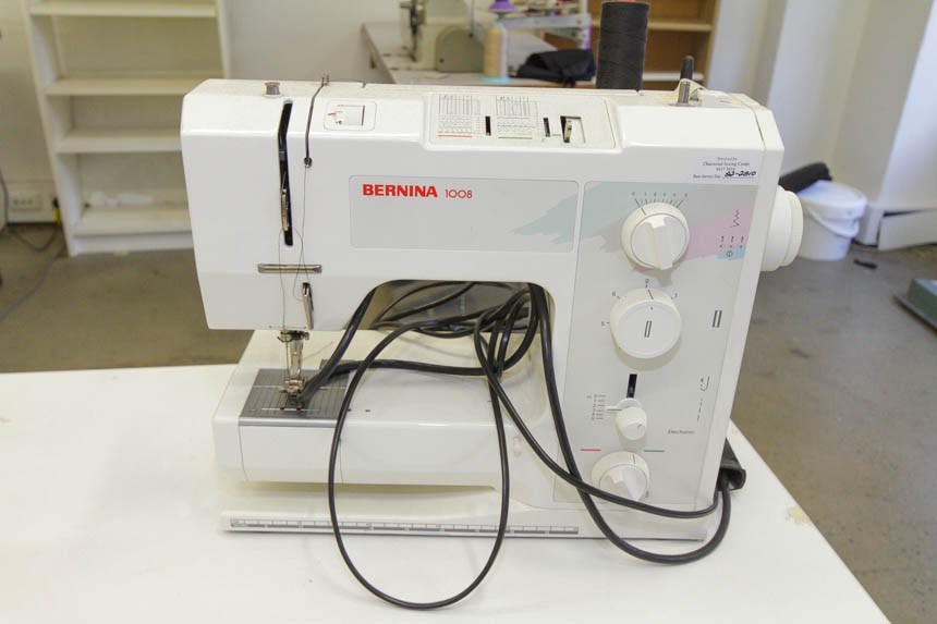 Sewing Machine, Bernina, Model 1008, foot pedal control, 240 volt plug