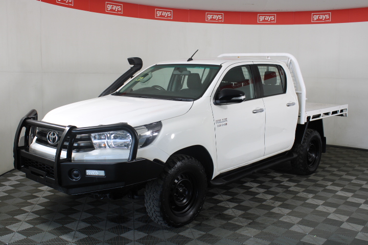 2015 Toyota Hilux 4x4 SR GUN126R Turbo Diesel Automatic Crew Cab Chassis