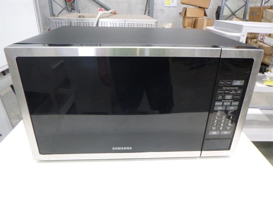 Samsung ME6144ST Microwave Oven Auction (00389027996) Grays Australia