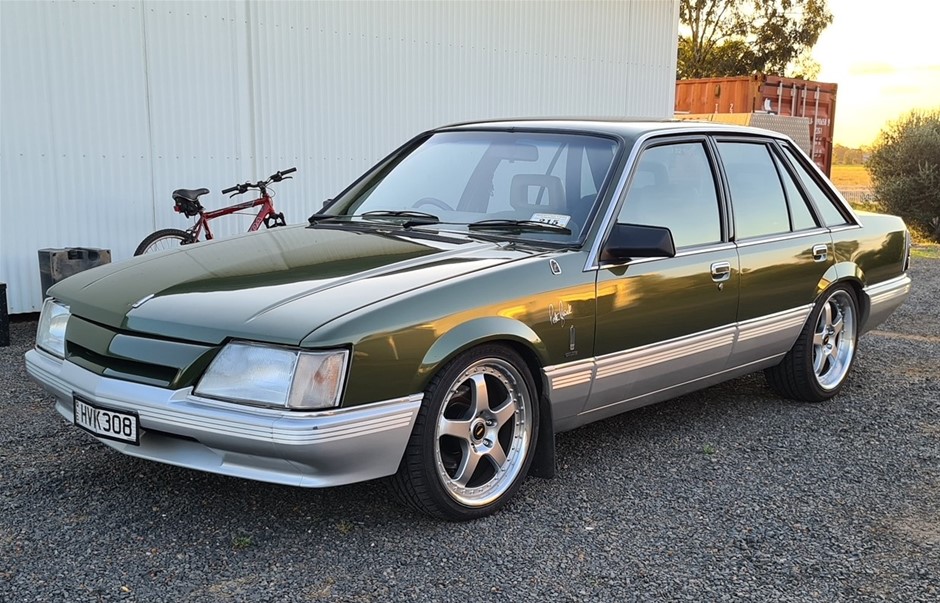 1984 Holden Commodore VK Calais Automatic Sedan Auction (0001-7036032 ...