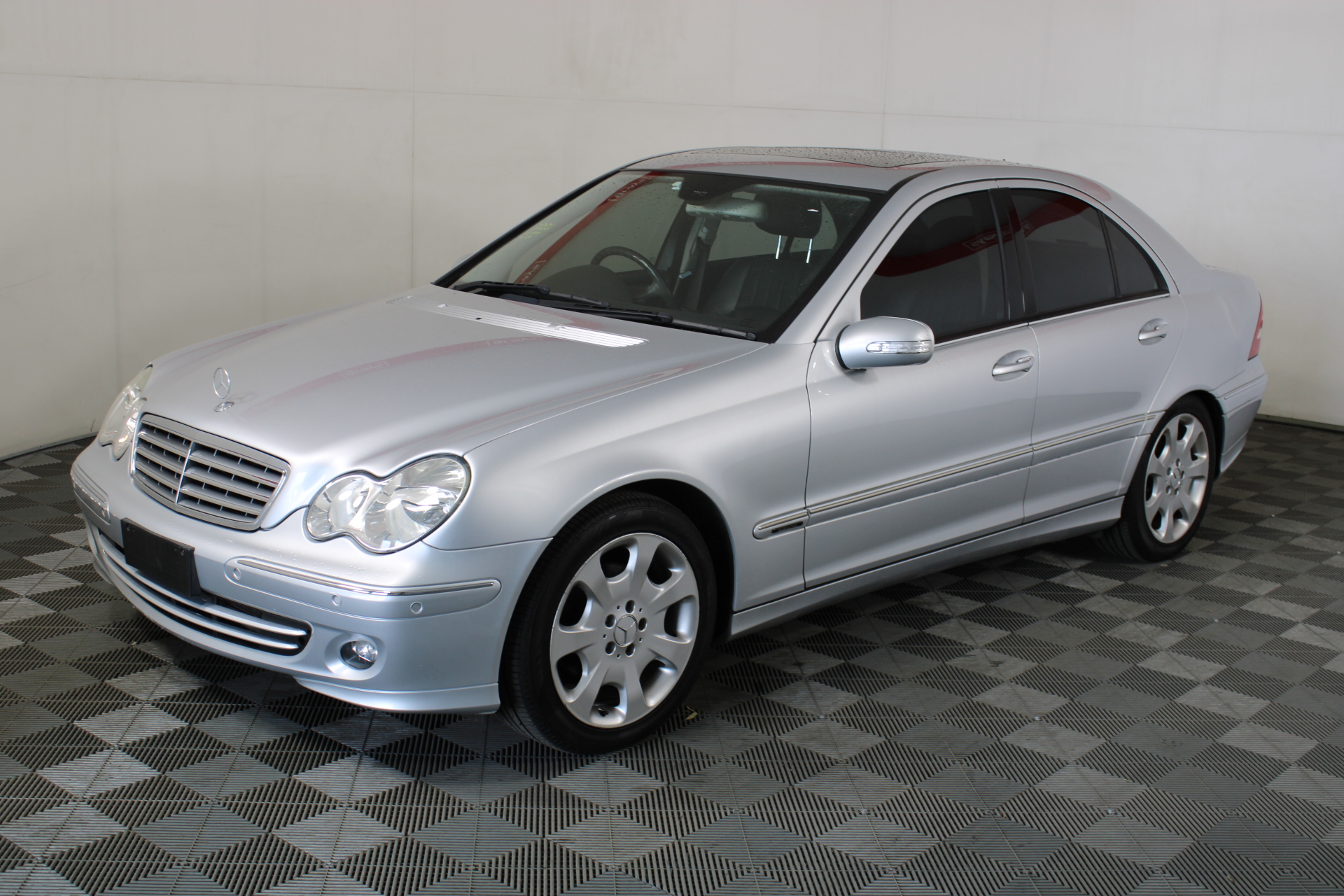 2006 Mercedes Benz C230 Elegance W203 Automatic Sedan 111,564 kms ...