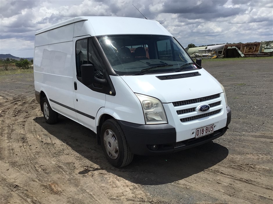 Ford Transit RWD Manual - 6 Speed Van Auction (0015-7036593) | Grays ...