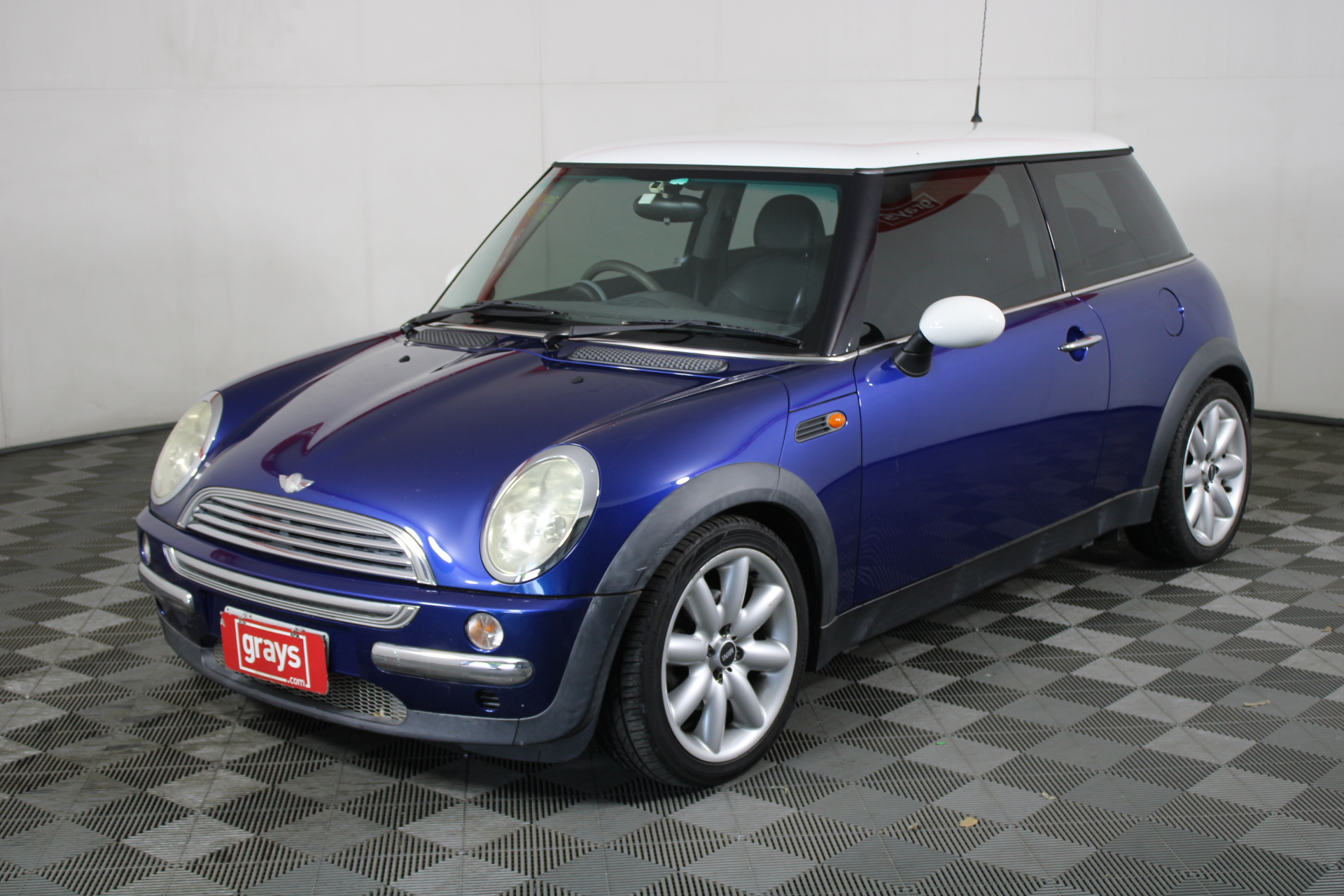 2003 Mini Cooper Automatic Hatchback Auction (0001-10317539) | Grays ...