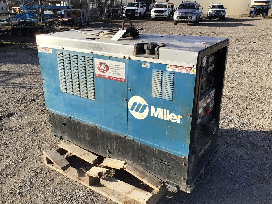 2014 Miller Big Blue 500 PRO Diesel Welder / Generator Auction (0007