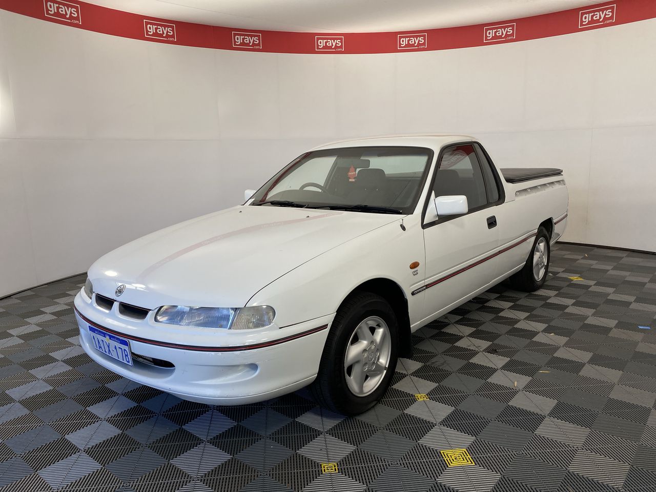 1997 Holden Commodore VSIII Automatic Ute Auction (0001-9029522 ...