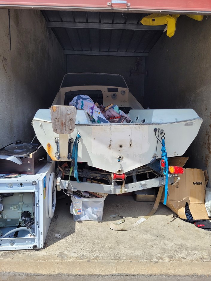 Overdue Storage Approx. 3.54m Half Cabin Fibreglass Boat & Trailer
