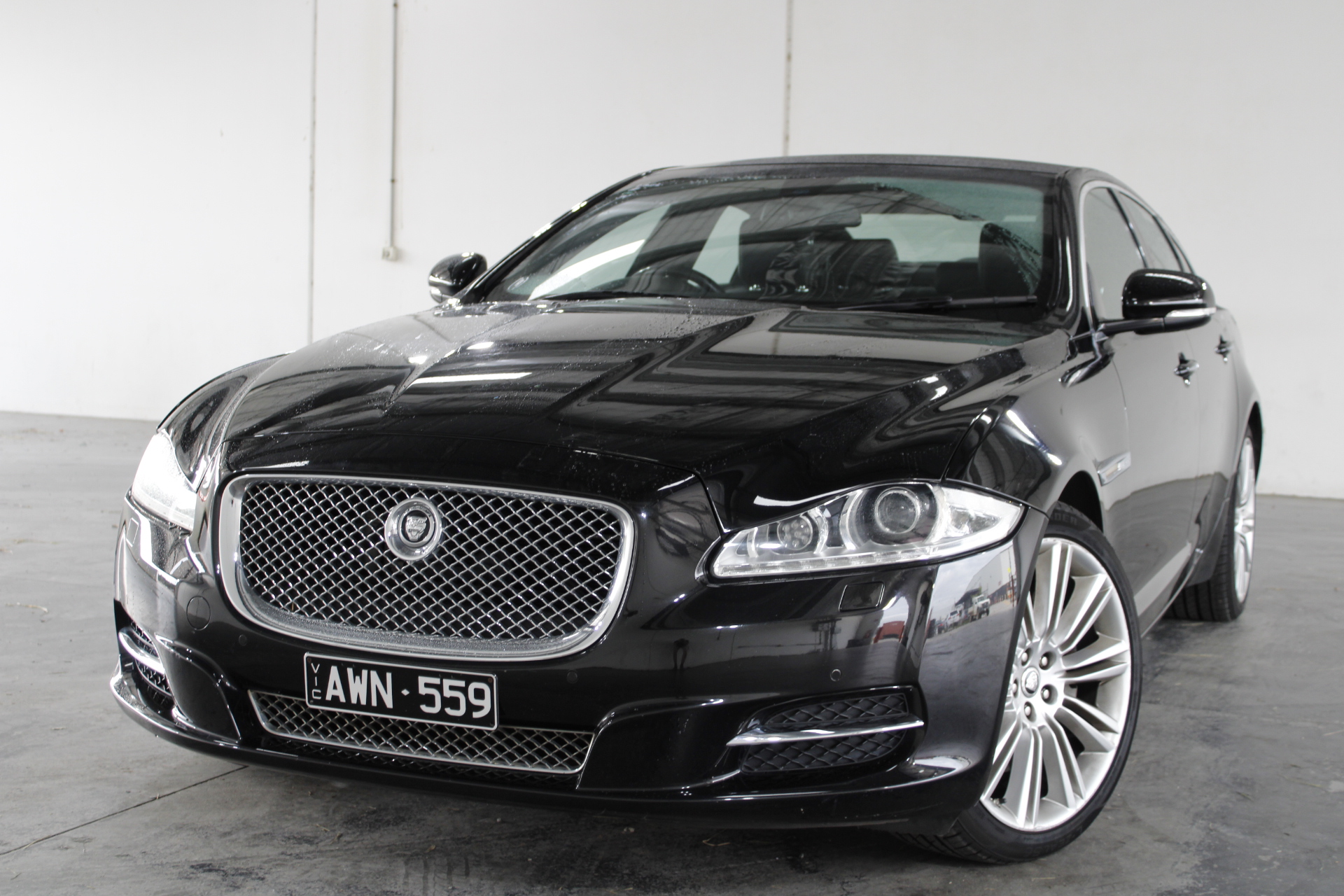 2011 jaguar xj black