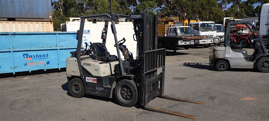 2006 Crown CG33P Counterbalance Container Mast 2.8T LPG Forklift ...