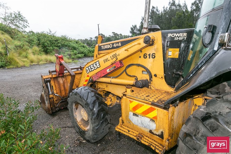 John Deere 315SE Backhoe Loader Auction (0009-5048703) | Grays