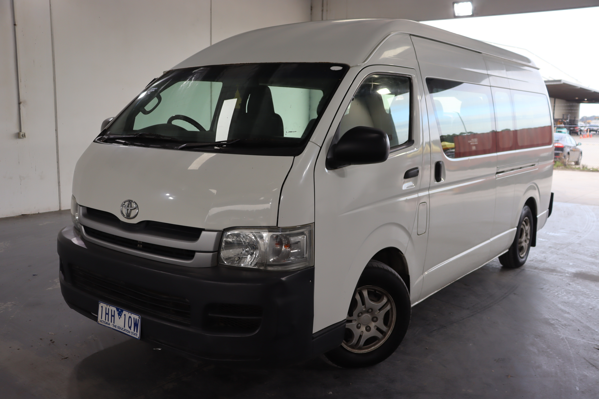 2007 Toyota HiAce KDH223R Turbo Diesel Manual 12 Seats Bus Auction ...