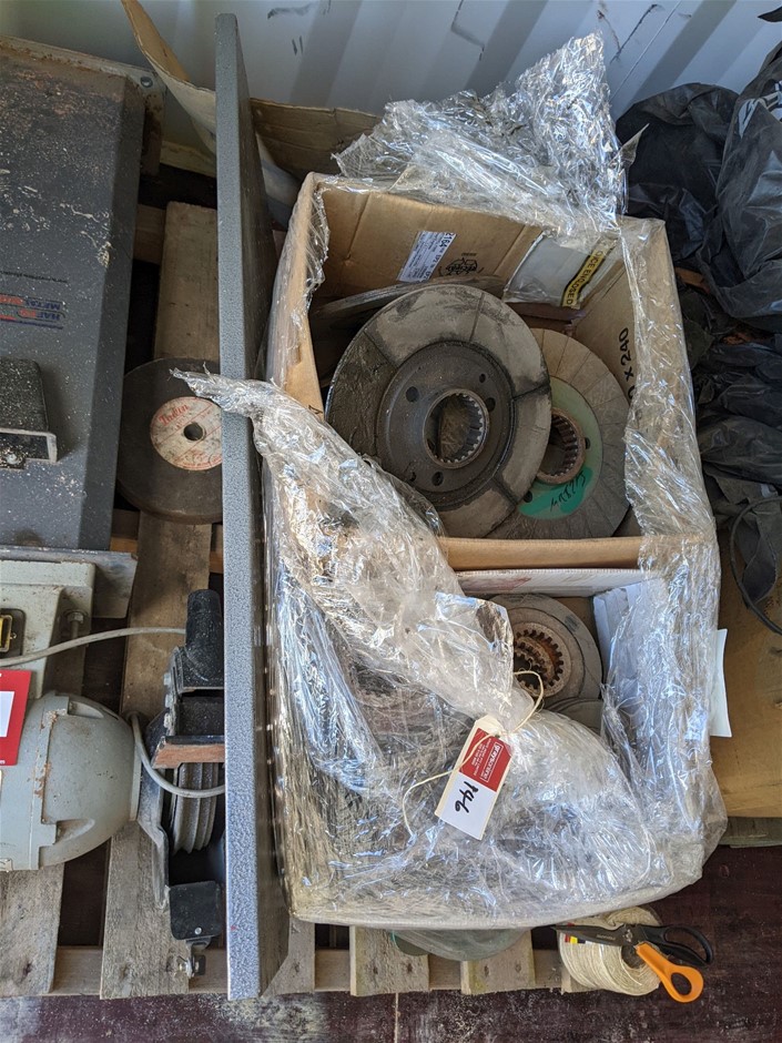 1 x qty of various sized sheaves & electric motor brakes Auction (0146