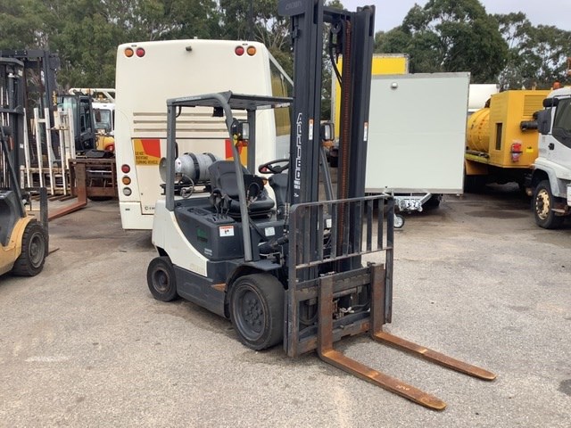 2008 Crown CG30E-5 Counterbalance 3T LPG Forklift Auction (0009-9032105 ...