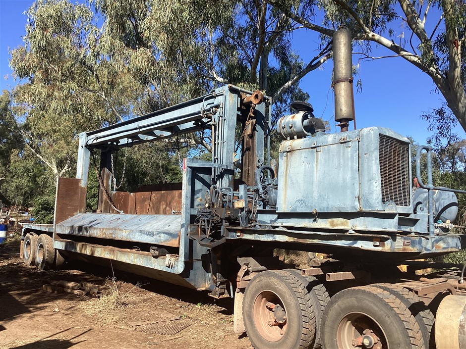 Car Crusher & 24,000L Tandem Tanker Trailer