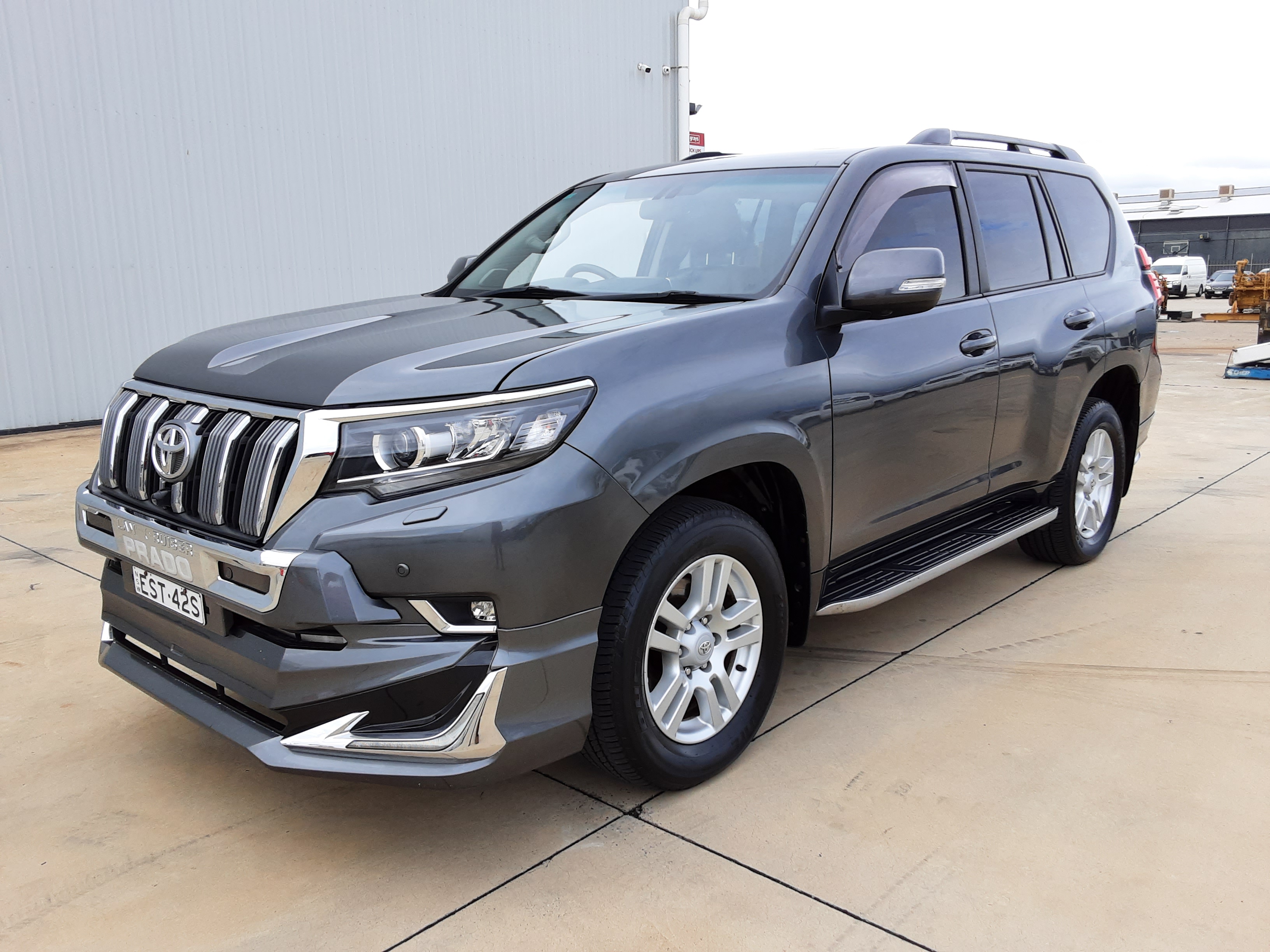 2010 Toyota LandCruiser Prado KAKUDU Turbo Diesel Automatic 7 Seats ...