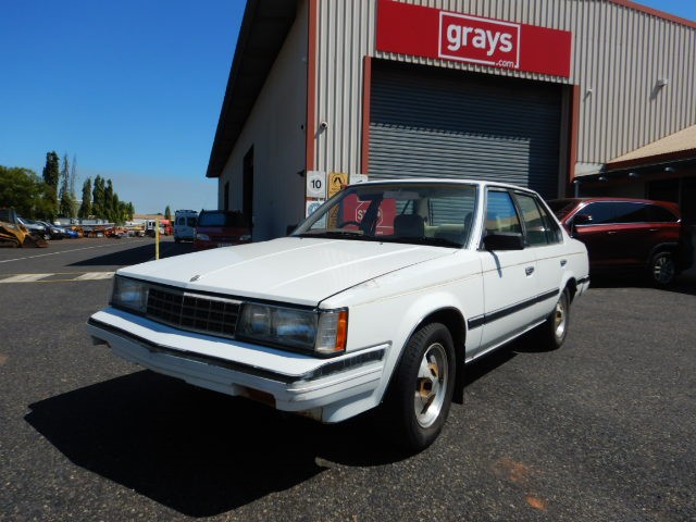 1985 Toyota Corona RWD Manual - 5 Speed Sedan Auction (0001-60036357 ...