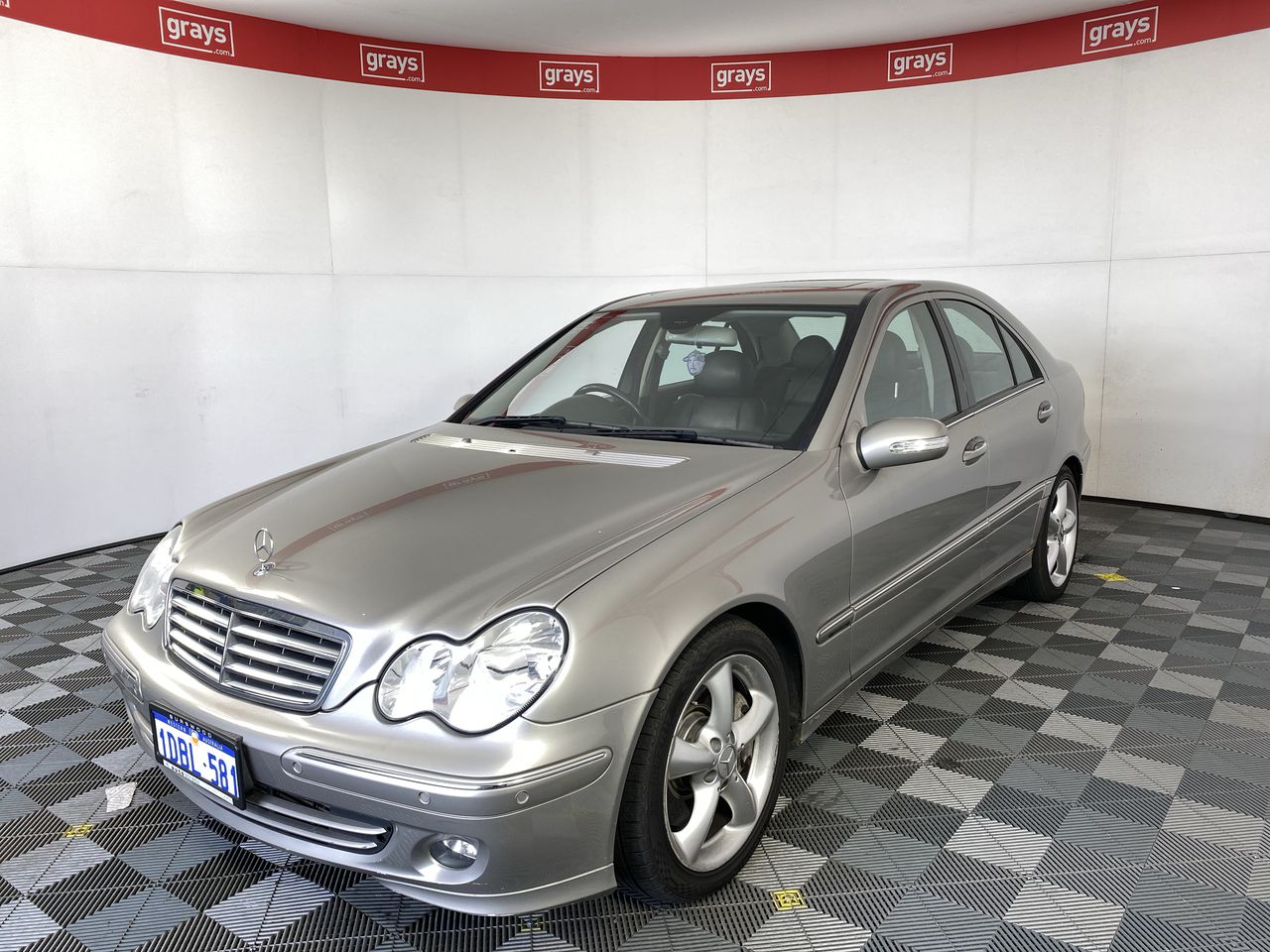 2005 Mercedes Benz C200 Automatic Sedan Auction (0001-9032977) | Grays ...