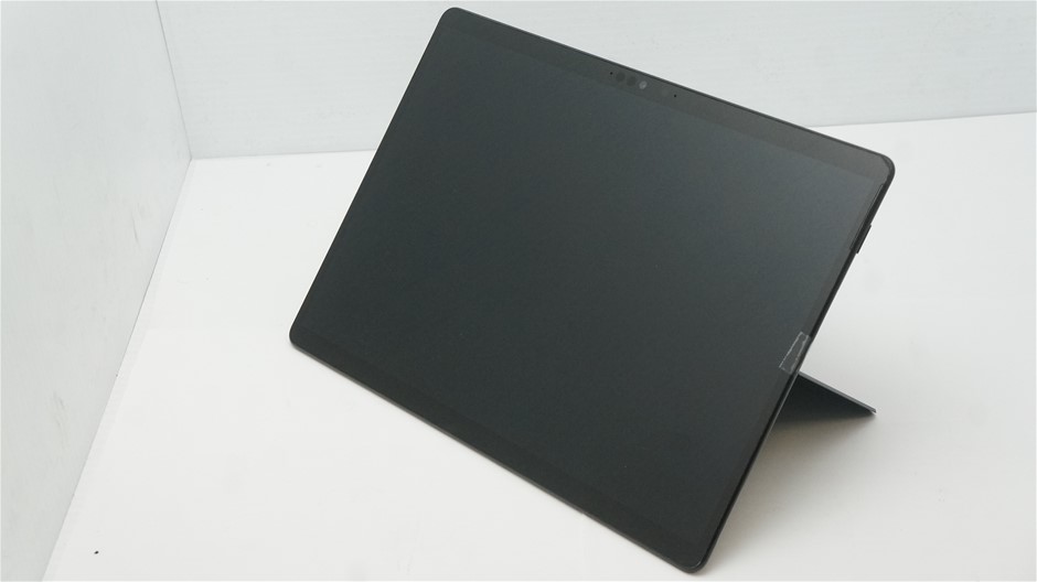 Notebooks & Gaming Consoles