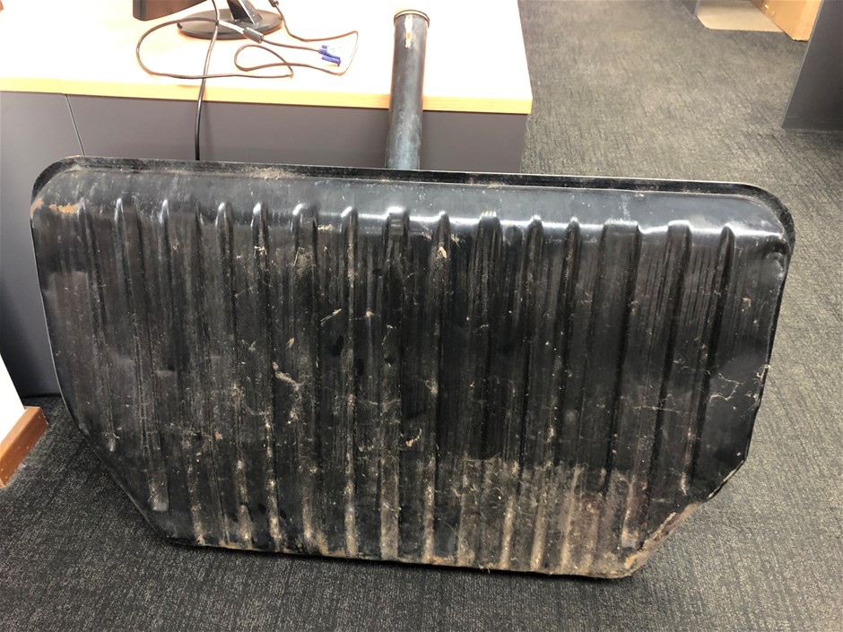Holden HQ Fuel Tank Auction (000160036595) Grays Australia