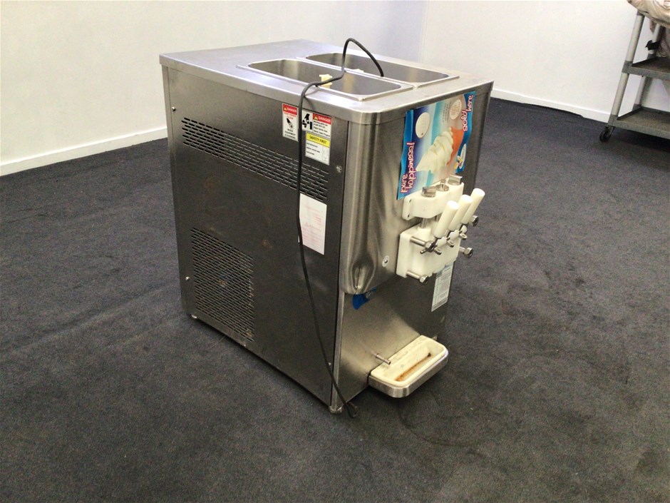 1 x Frosty Boy Ice Cream Machine Auction (00027040405) Grays Australia