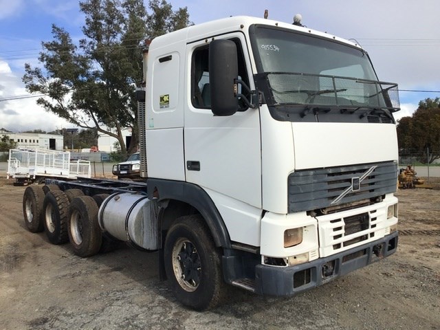 Volvo FMX Day Cab Chassis Truck 4-axle 2020 3D model